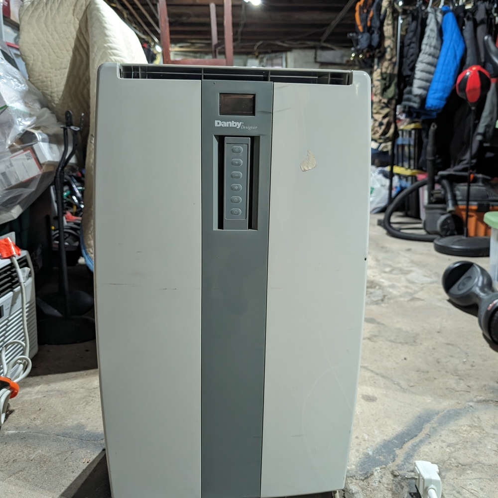 Danby Portable Air Conditioner in Gray and White